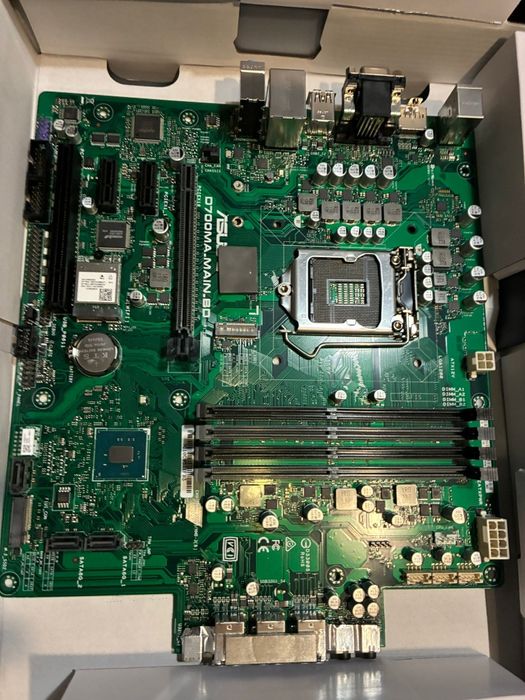 Placa de baza Asus D700MA