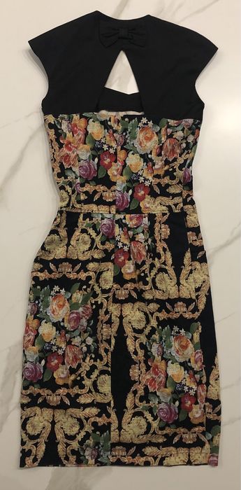 Рокля Lucy Fashion с флорални мотиви /S/