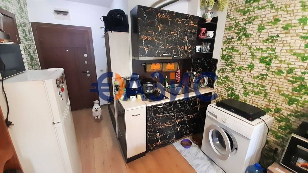 Продава се Двустаен апартамент в к.к. Слънчев бряг - 59 кв.м за 541 €/кв.м - Снимка #7