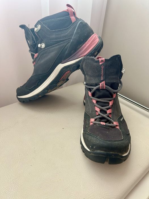 Непромокаеми туристически обувки Quechua