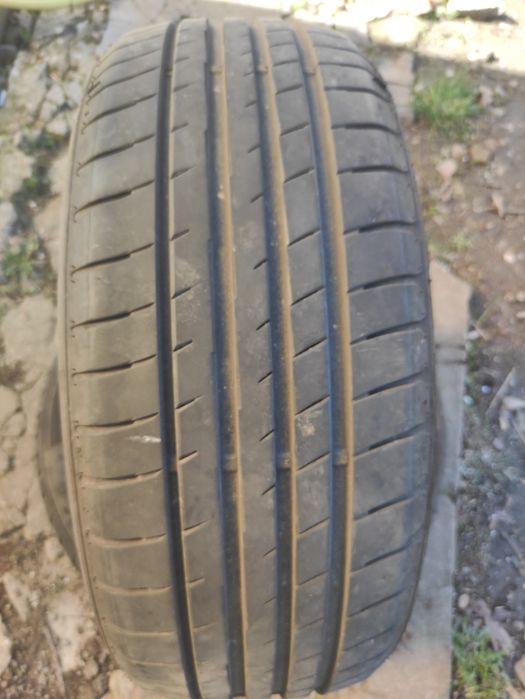 Vând anvelope de vara 225 50 17