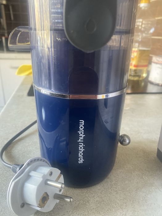 Соковыжималка Morphy Richards