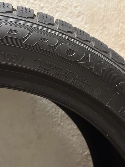 Гуми TOYO SNOWPROX  255/45 R20 M+S