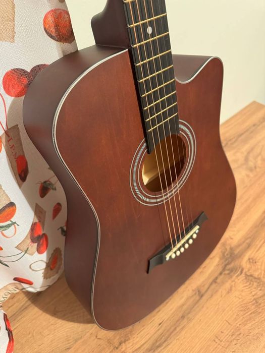 Гитара новый акустический