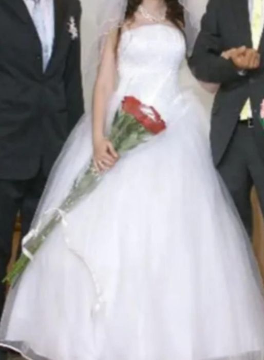 Свадебное платье