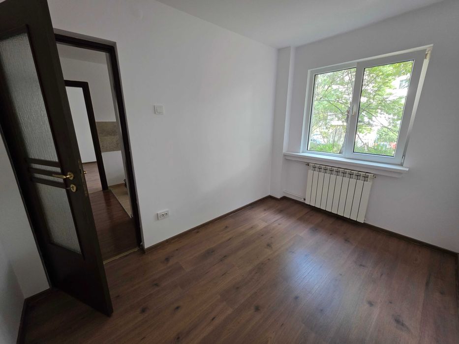 Apartament 3 camere de inchiriat, et 1, decomandat, 48 mp - mobilat sau nemobilat - Ploiesti Vest