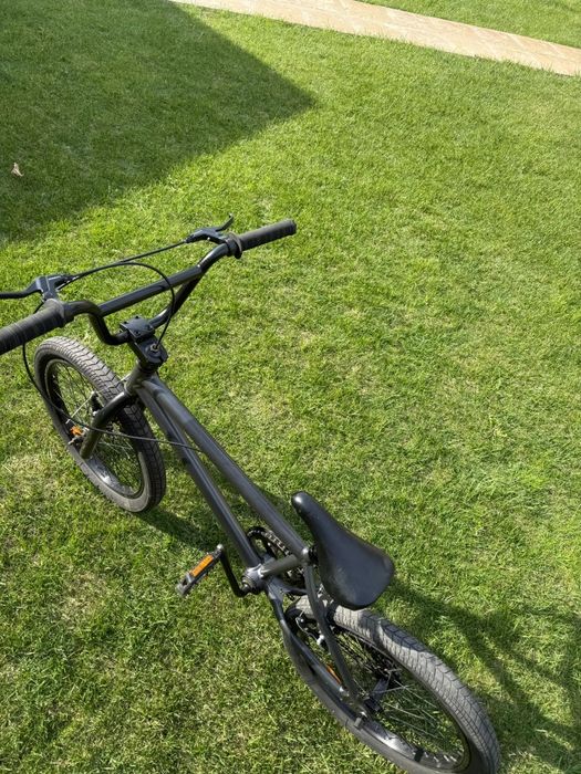 Bicicleta bmx b-twin