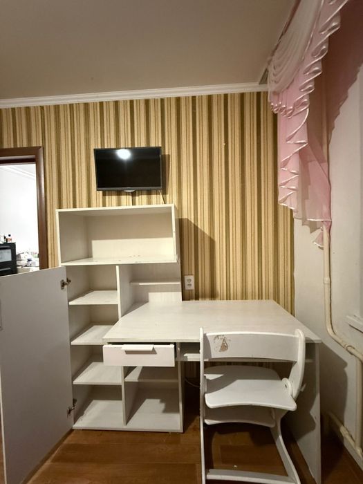 Стол ученический