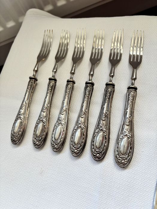 Tacamuri argint furculite si cutite