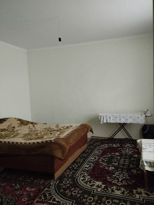 Кибрай,Улугбек поселка, ховли сотилади 2.2 соток 3 хона,Фасад 20 метр