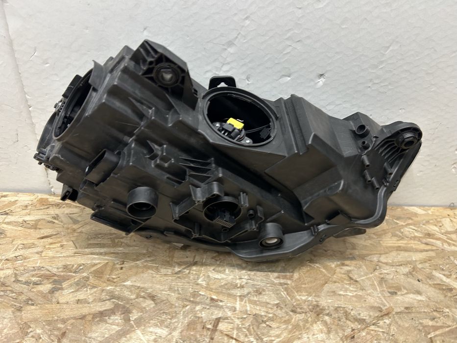 Far faruri Audi A3 8V0 bi xenon facelift 2016-2018 stanga