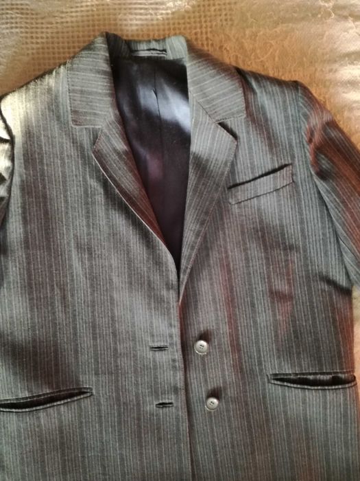 Запазени дамски сака, размер S и М