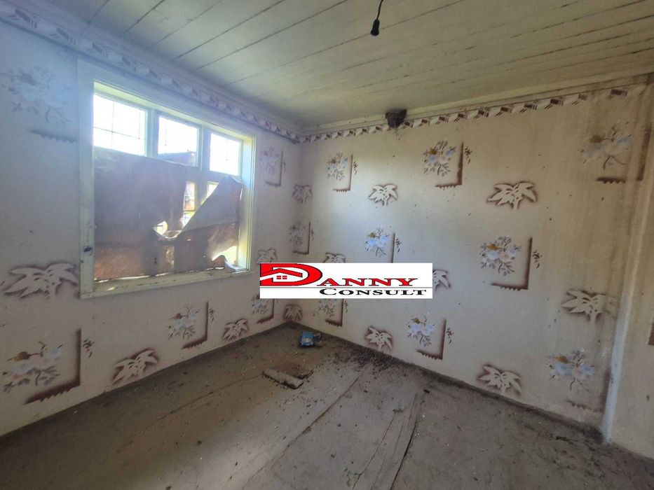 Едноетажна къща за продажба в с. Писарево