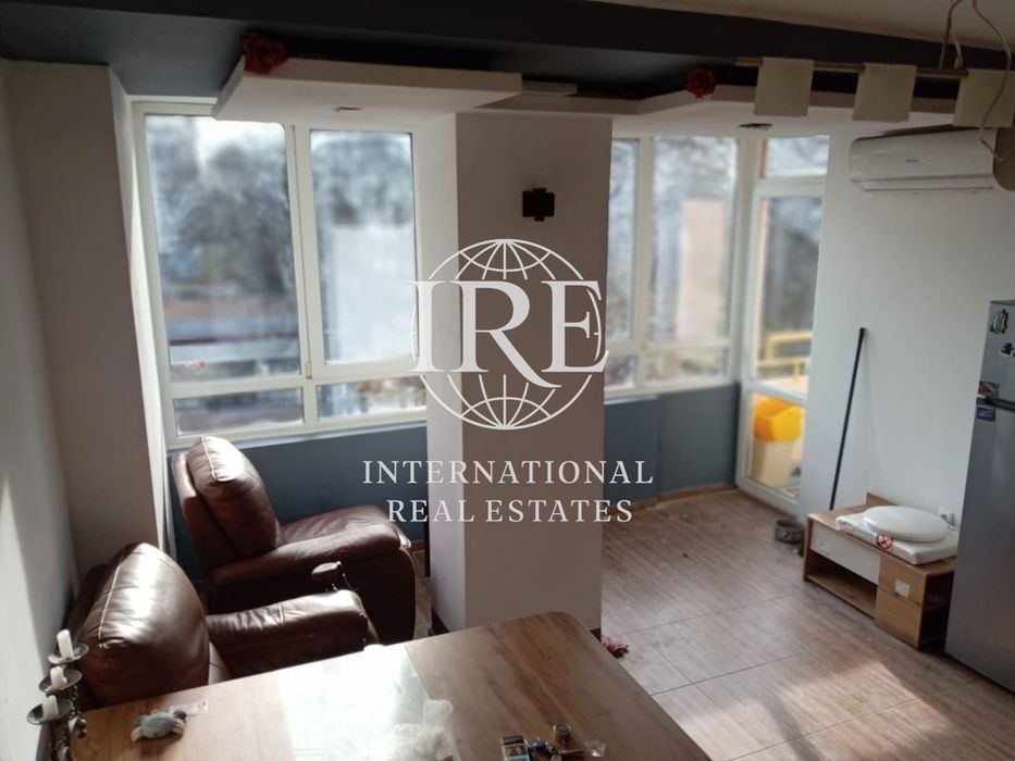 Продава се Тристаен апартамент в Варна, Чаталджа - 96 кв.м за 2019 €/кв.м - Снимка #2