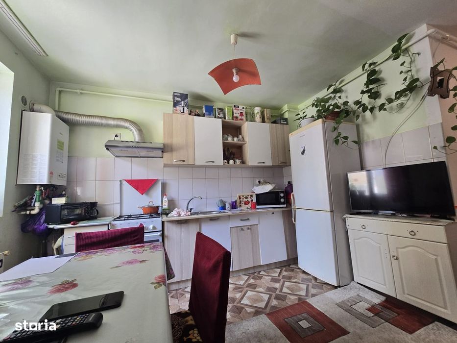 Apartament 1 camera l Su 38 mp l Parcare l Strada Florilor