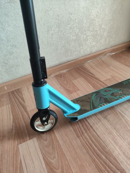 Продам самокат для мальчика.
