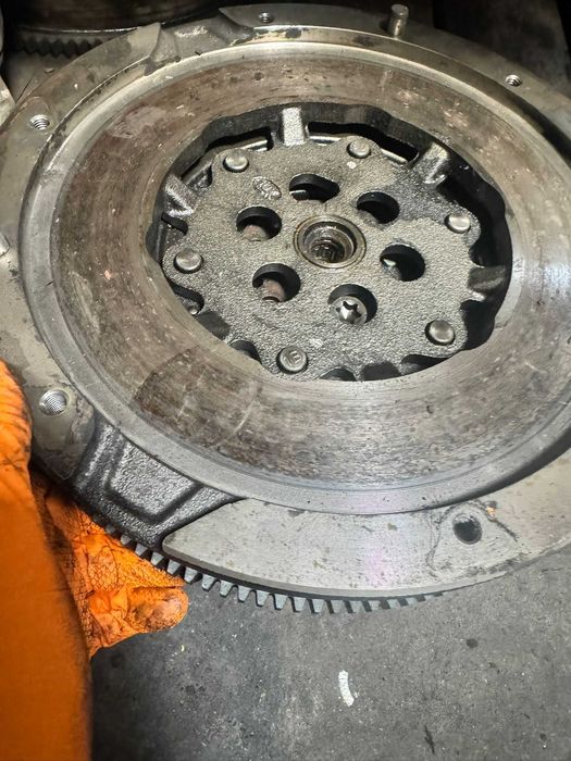 Kit ambreiaj BMW F20 F21 F30 116i 118i tip motor n13b16a cod 323080210