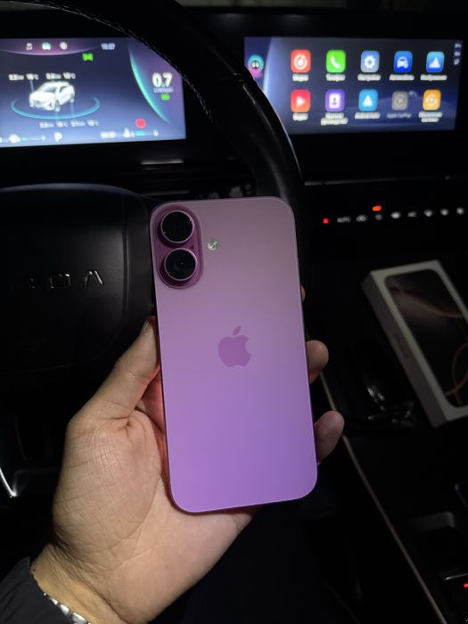 Продам iPhone 16