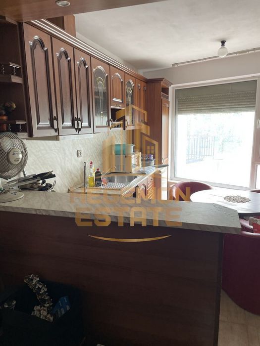 Продава се Двустаен апартамент в Варна, Цветен квартал - 57 кв.м за 2157 €/кв.м - Снимка #2
