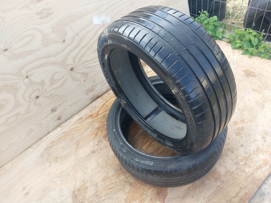 150 lei bucata! Doua anvelope de vara 255 40 r21 Pirelli P Zero