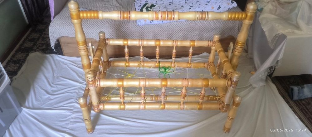 Bolalar uchun qulay va yengil belanchak sotiladi