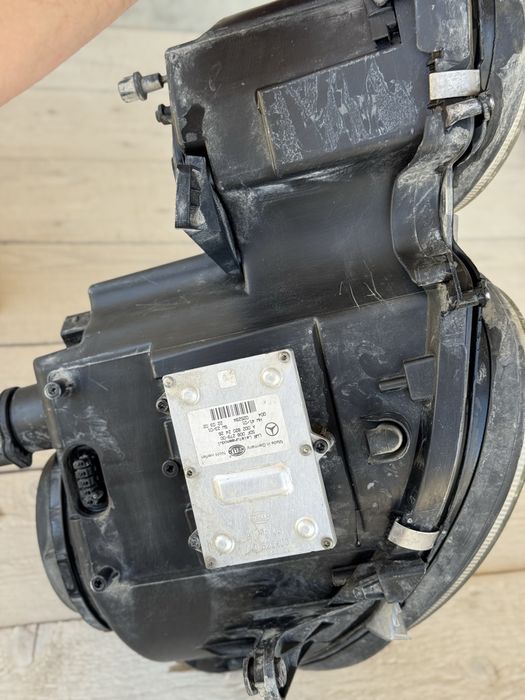 Мерседес…..   211.