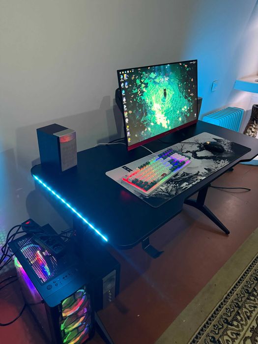 Игровой стол Rgb, gaming desk – карбоновая поверхность