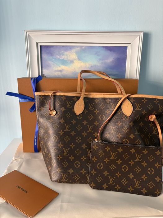 Дамска чанта - Louis Vuitton