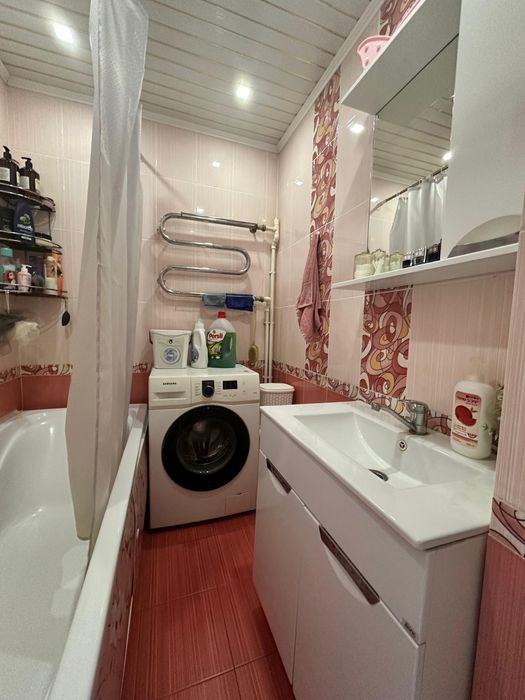 Продам 2 ком квартиру