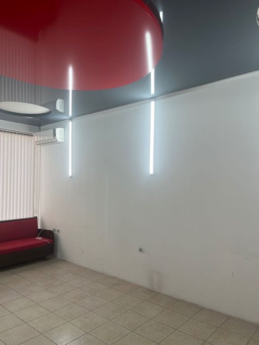 Дава се под наем Магазин в Асеновград - 30 кв.м за 204 € - Снимка #3