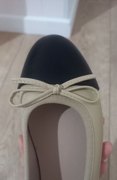 Бежевая  балетка