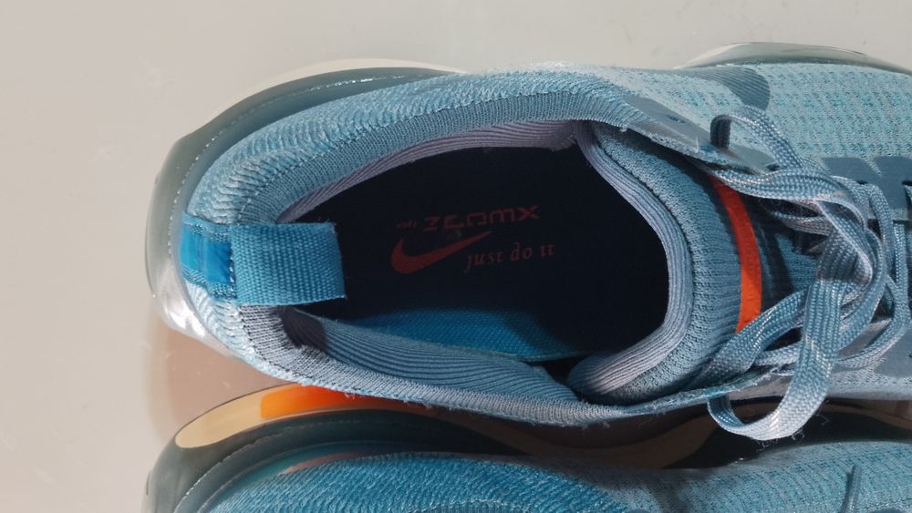 Adidasi Nike zoomx invincible run 3