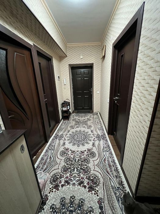 3 xona SERGELI SPUTNIK  1 etaj tortsevoy uy sotiladi