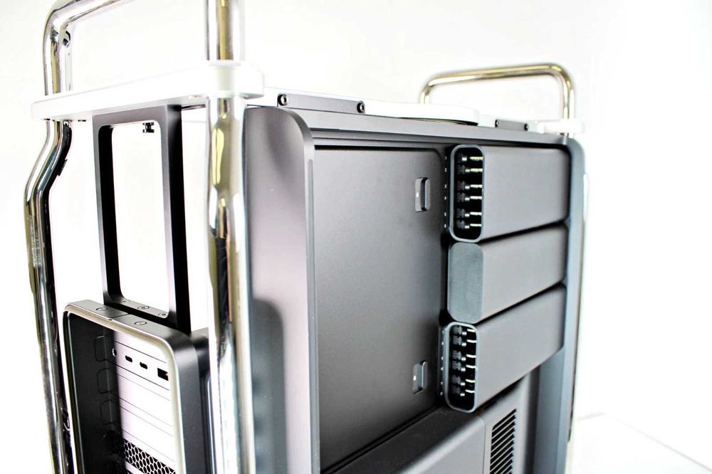 Apple Mac Pro Tower Intel Xeon W 16-cores AMD Radeon Pro W6800X 32GB GDDR6  64GB DDR4 1TB SSD