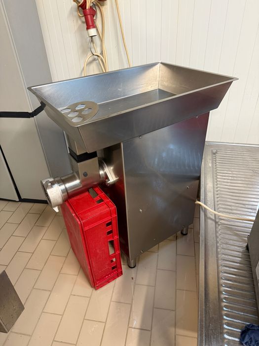 Masina de Tocat Carne Industrială