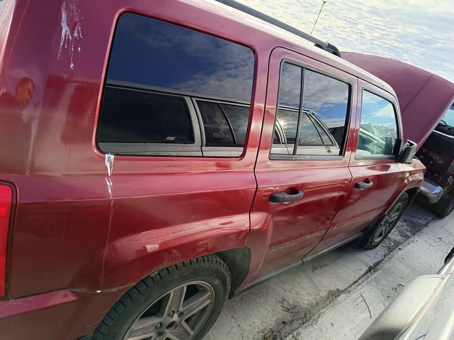 Dezmembrez jeep patriot/ compass 2.0crd 4x4 manual.