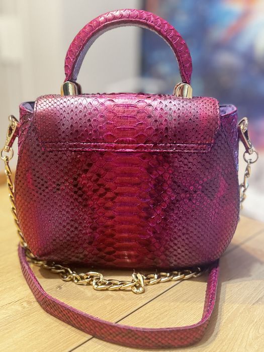 Продам красивую сумку из питона