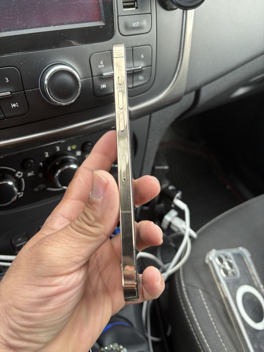 Vand/schimb iphone 12 Pro Max