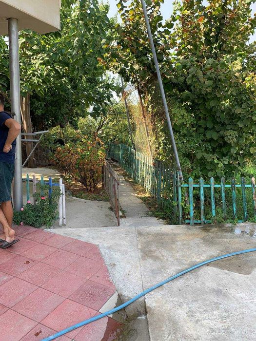 Продается в Мирзо-Улугбекский р-не (ул.Олтинтепа) дом на 11 сотках