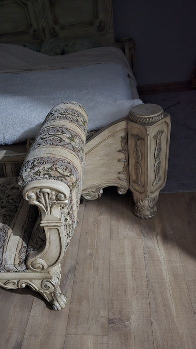 Мебель деревянная