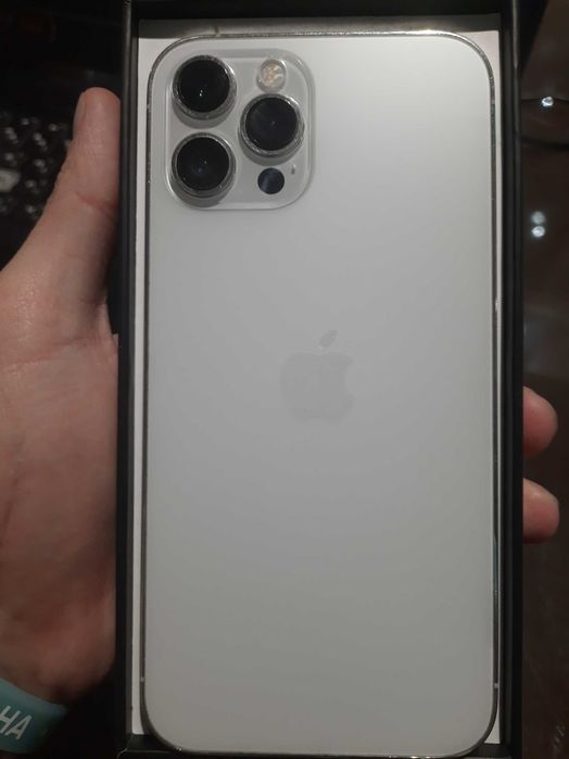 Iphone 12 pro max white 128gb Icloud
