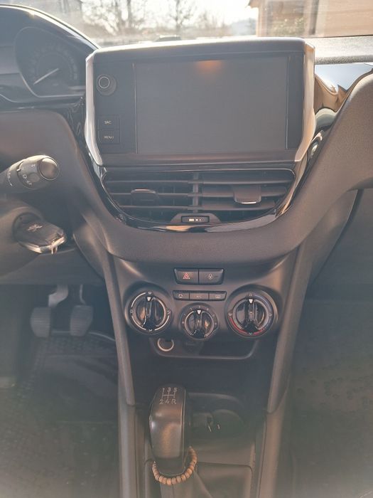 Vand peugeot 208