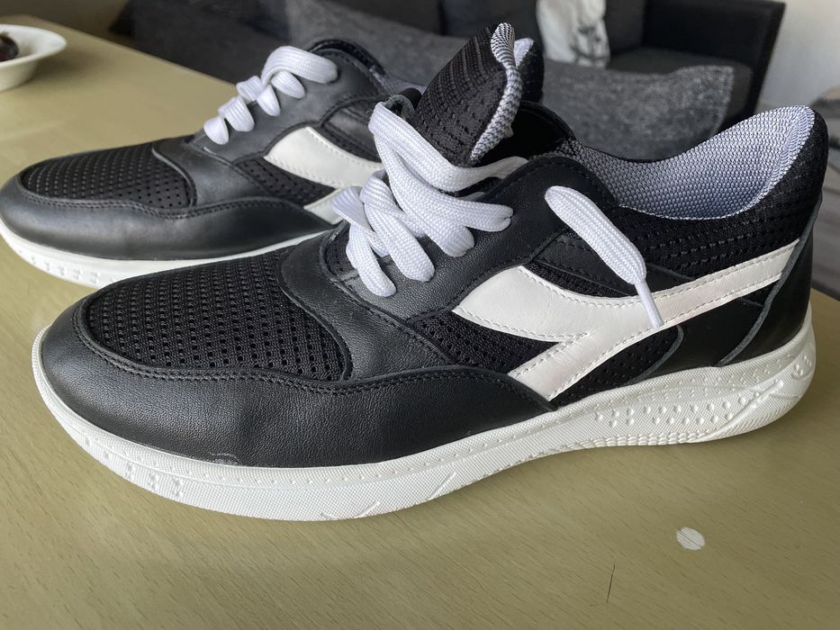 Мъжки спортни обувки