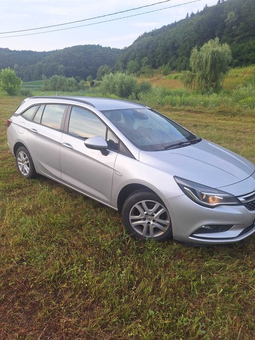 opel tour