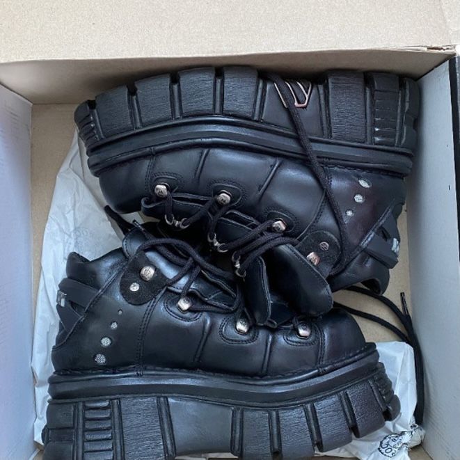 Крассовки new rocky