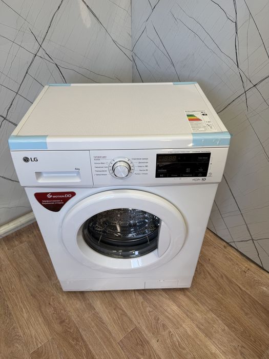 Стирадьная мащина LG 7 кг