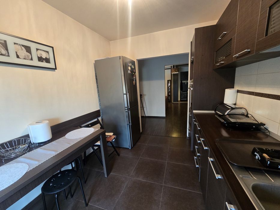 De inchiriat apartament