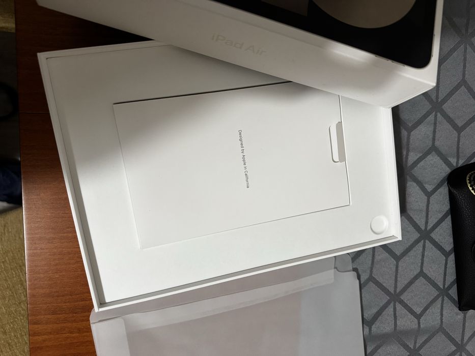 iPad Air (5th Generation) Wi-Fi 256gb