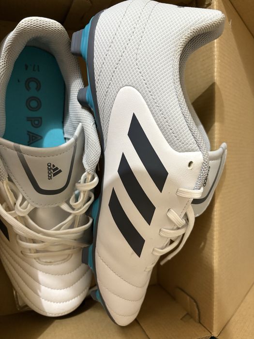 Vand ghete de fotbal