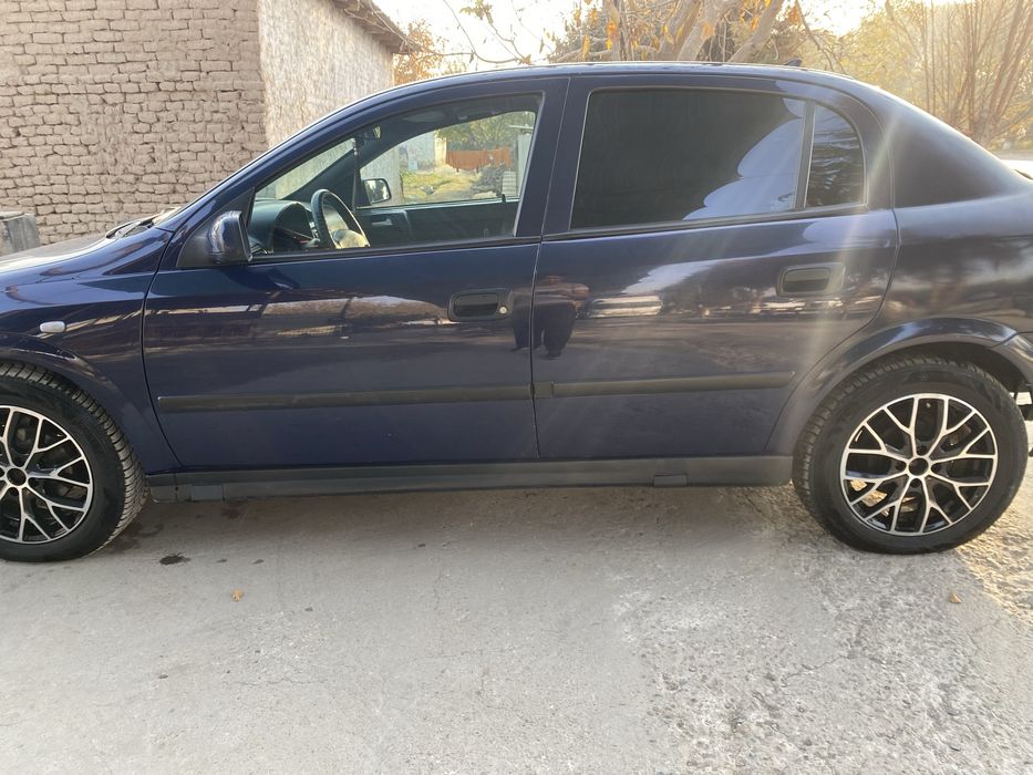 Opel astra 2003 benzinda